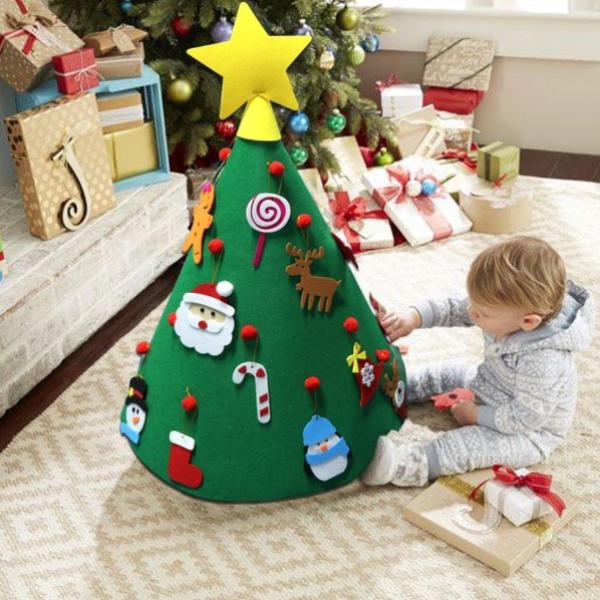DIY Toddler Christmas Tree